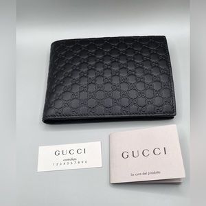 Authentic Gucci Black bifold leather wallet BNWT